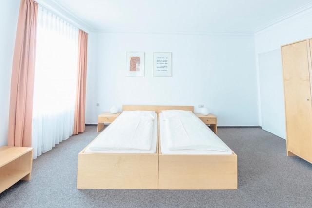 Gasthof Kronprinzen Ellwangen Bagian luar foto