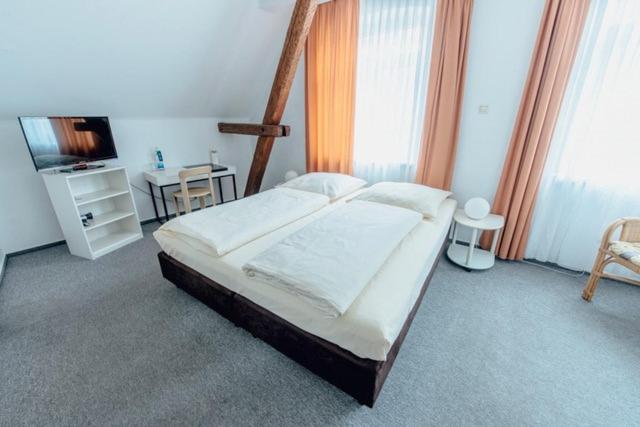 Gasthof Kronprinzen Ellwangen Bagian luar foto